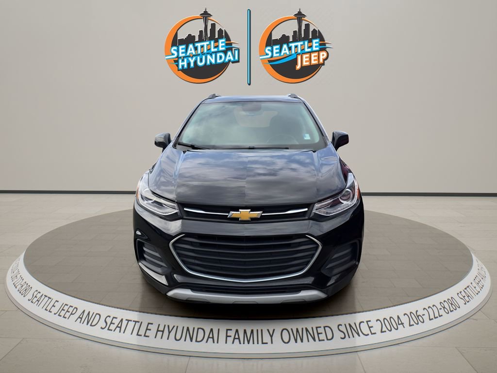 Used 2020 Chevrolet Trax LT w/ LT Convenience Package FWD image 7
