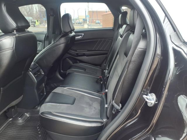 Certified 2022 Ford Edge ST image 12