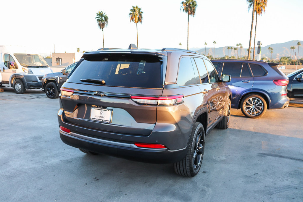 New 2026 Jeep Grand Cherokee Limited AWD/4WD image 9