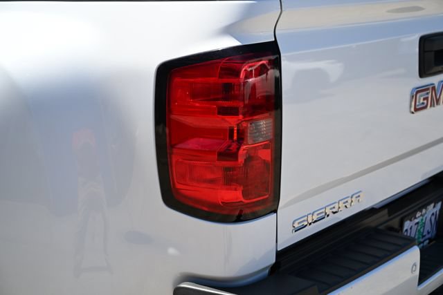Used 2016 GMC Sierra 3500 Denali w/ Duramax Plus Package AWD/4WD image 23