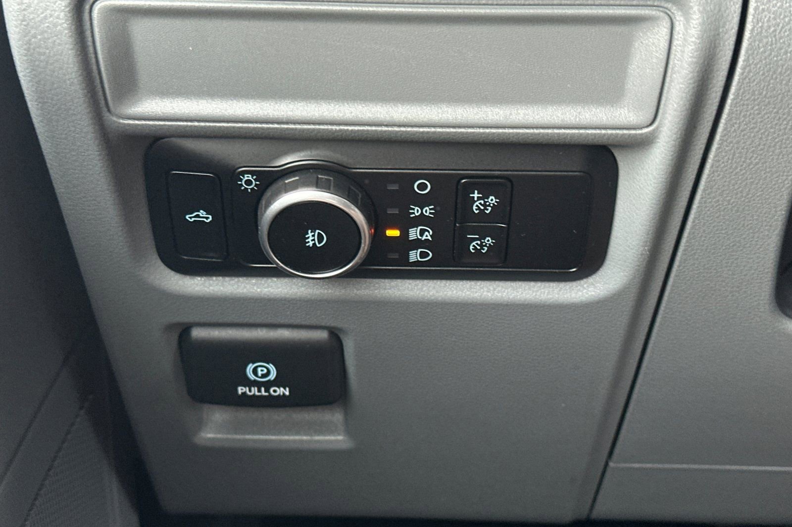 Used 2023 Ford F150 XLT image 23