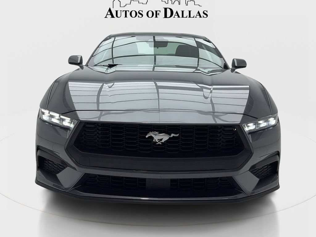 Used 2026 Ford Mustang Premium RWD image 3