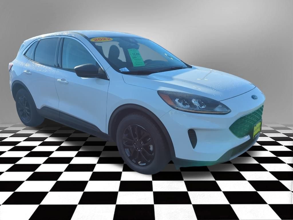 Used 2022 Ford Escape SE image 5