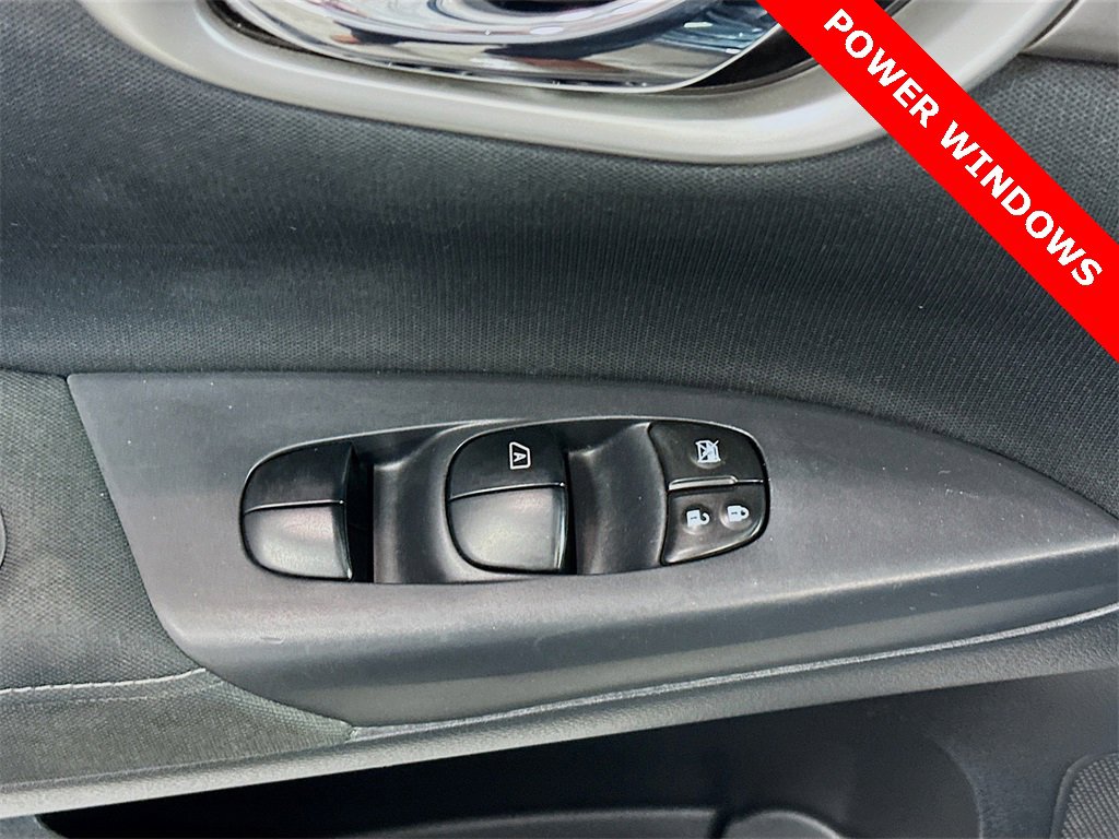 Used 2015 Nissan Sentra SV image 18