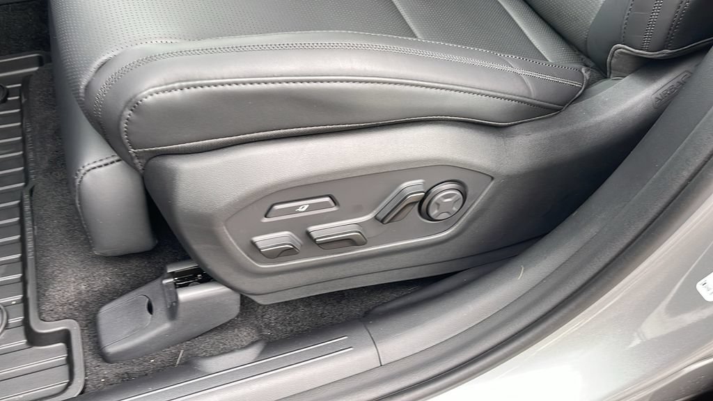 New 2026 Hyundai Santa Fe Calligraphy AWD/4WD image 28