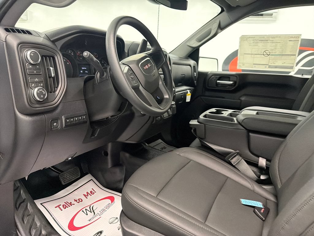 New 2026 GMC Sierra 2500 Pro w/ Convenience Package AWD/4WD image 9