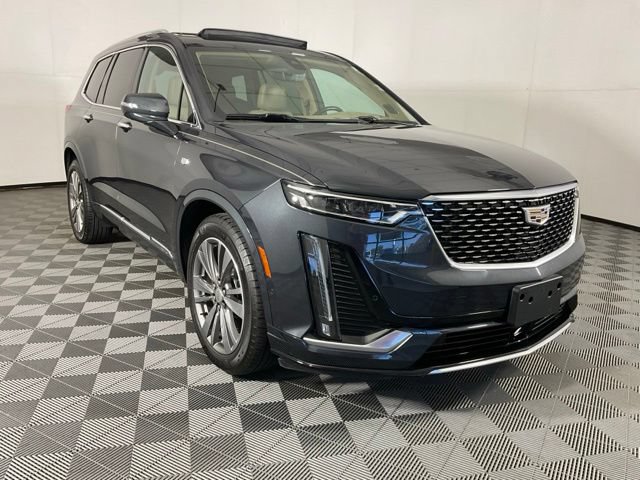 Used 2021 Cadillac XT6 Premium Luxury w/ Platinum Package AWD/4WD image 3