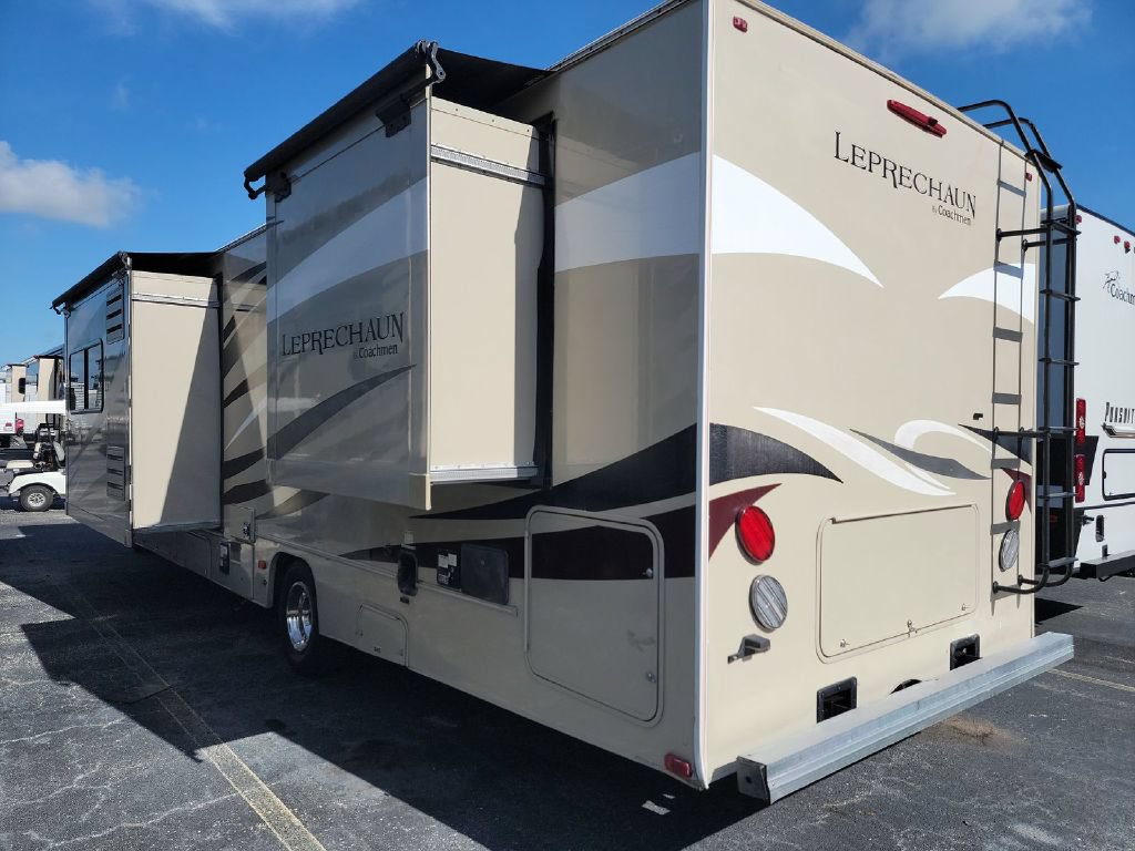 Used 2017 Ford E-450 and Econoline 450 Super Duty w/ Motorhome Prep Package RWD image 6