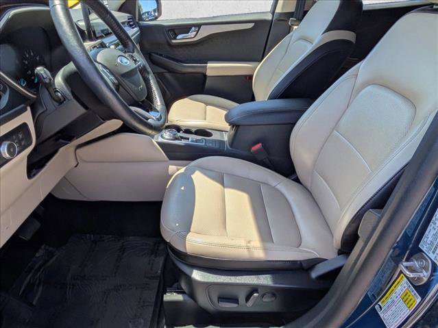Used 2020 Ford Escape SEL image 16