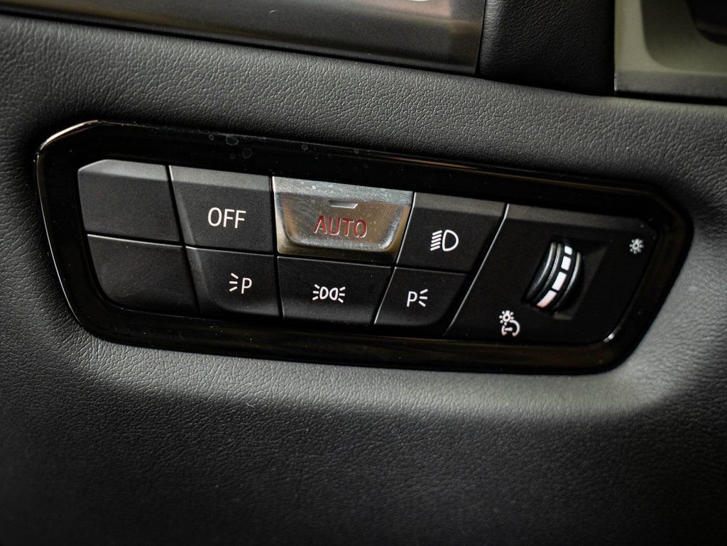 Certified 2023 BMW M8 Competition w/ M Carbon Exterior Package image 26