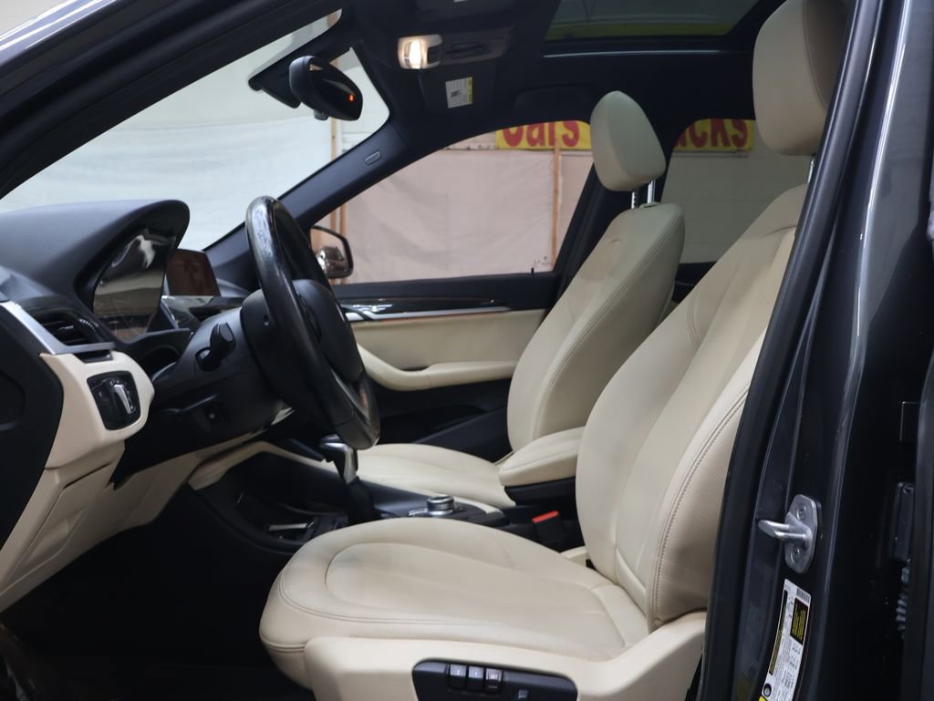 Used 2018 BMW X1 xDrive28i image 17