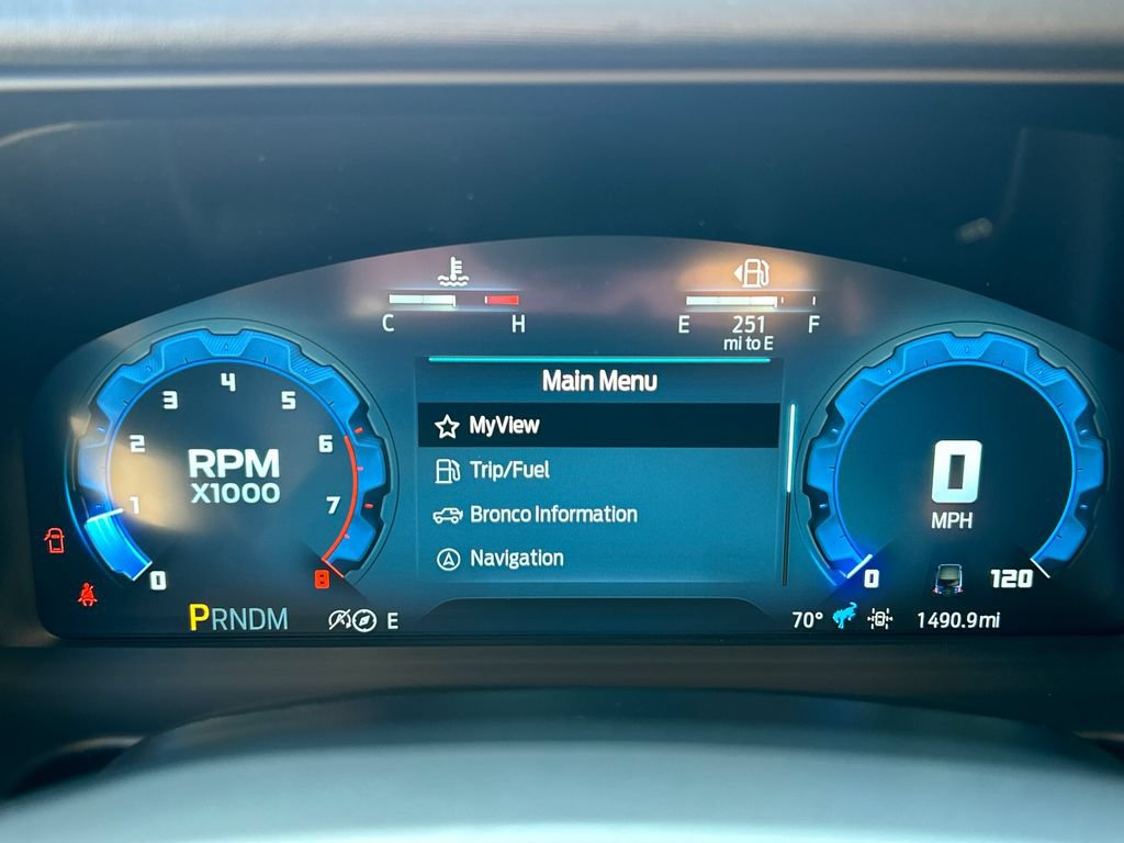 Used 2025 Ford Bronco Outer Banks AWD/4WD image 11