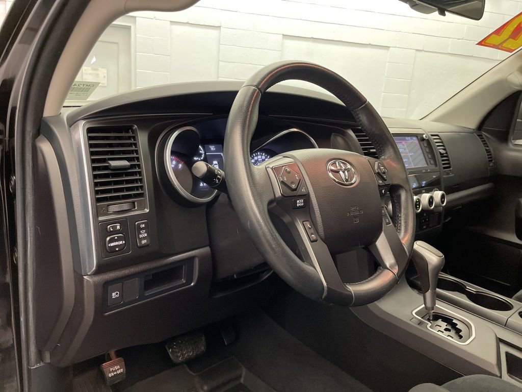 Used 2022 Toyota Sequoia TRD Sport AWD/4WD image 18