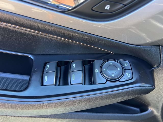 Certified 2020 Chevrolet Traverse LT w/ LT Premium Package AWD/4WD image 18