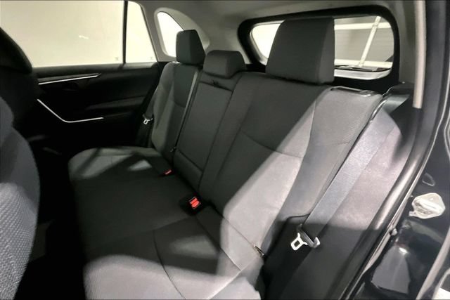 Used 2019 Toyota RAV4 LE AWD/4WD image 27