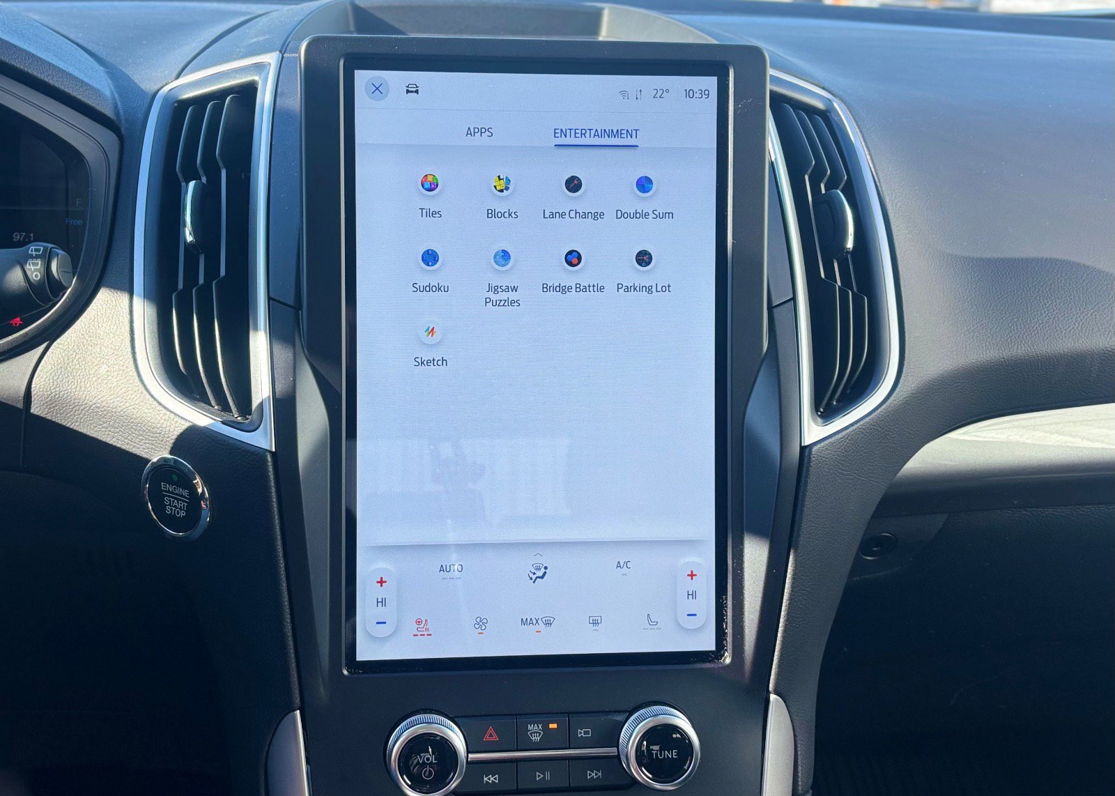 Certified 2024 Ford Edge SEL w/ Convenience Package image 38