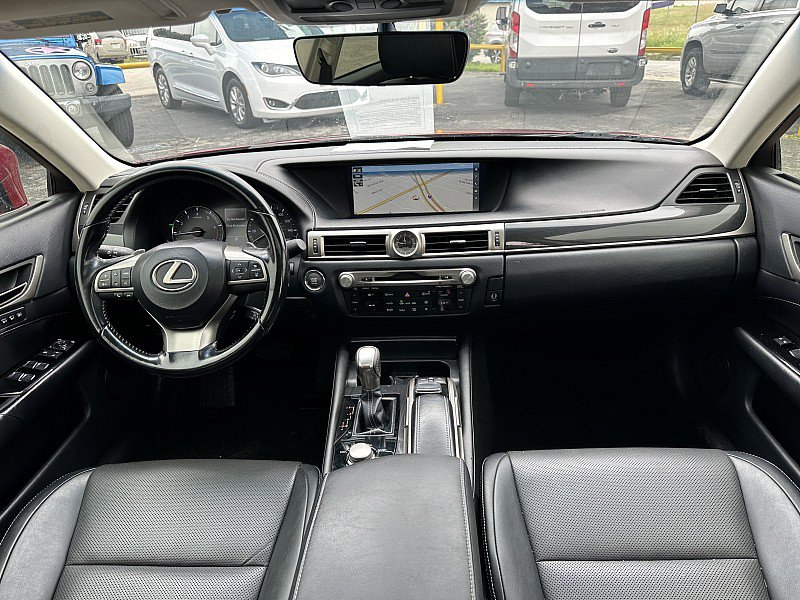 Used 2016 Lexus GS 200t image 28