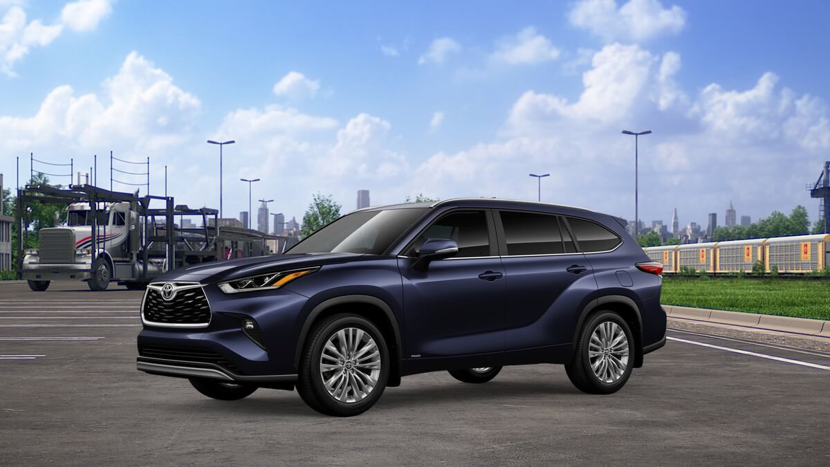 New 2026 Toyota Highlander Platinum image 2