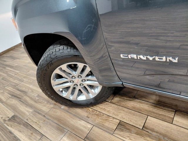 Certified 2020 GMC Canyon SLT w/ Driver Alert Package image 16