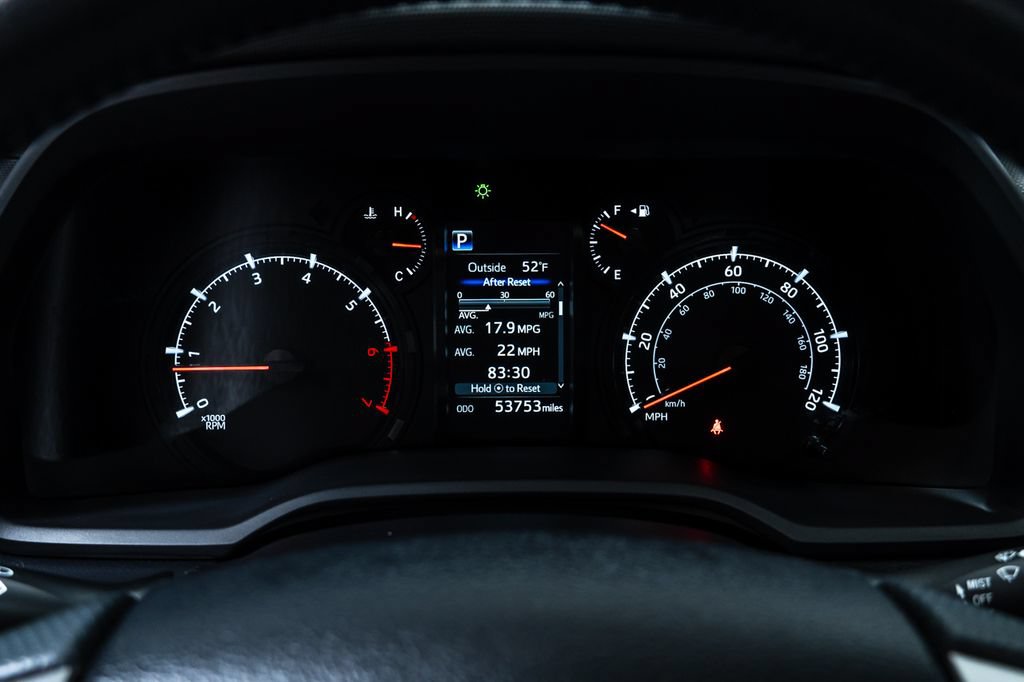 Used 2022 Toyota 4Runner SR5 Premium w/ Moonroof Package AWD/4WD image 15