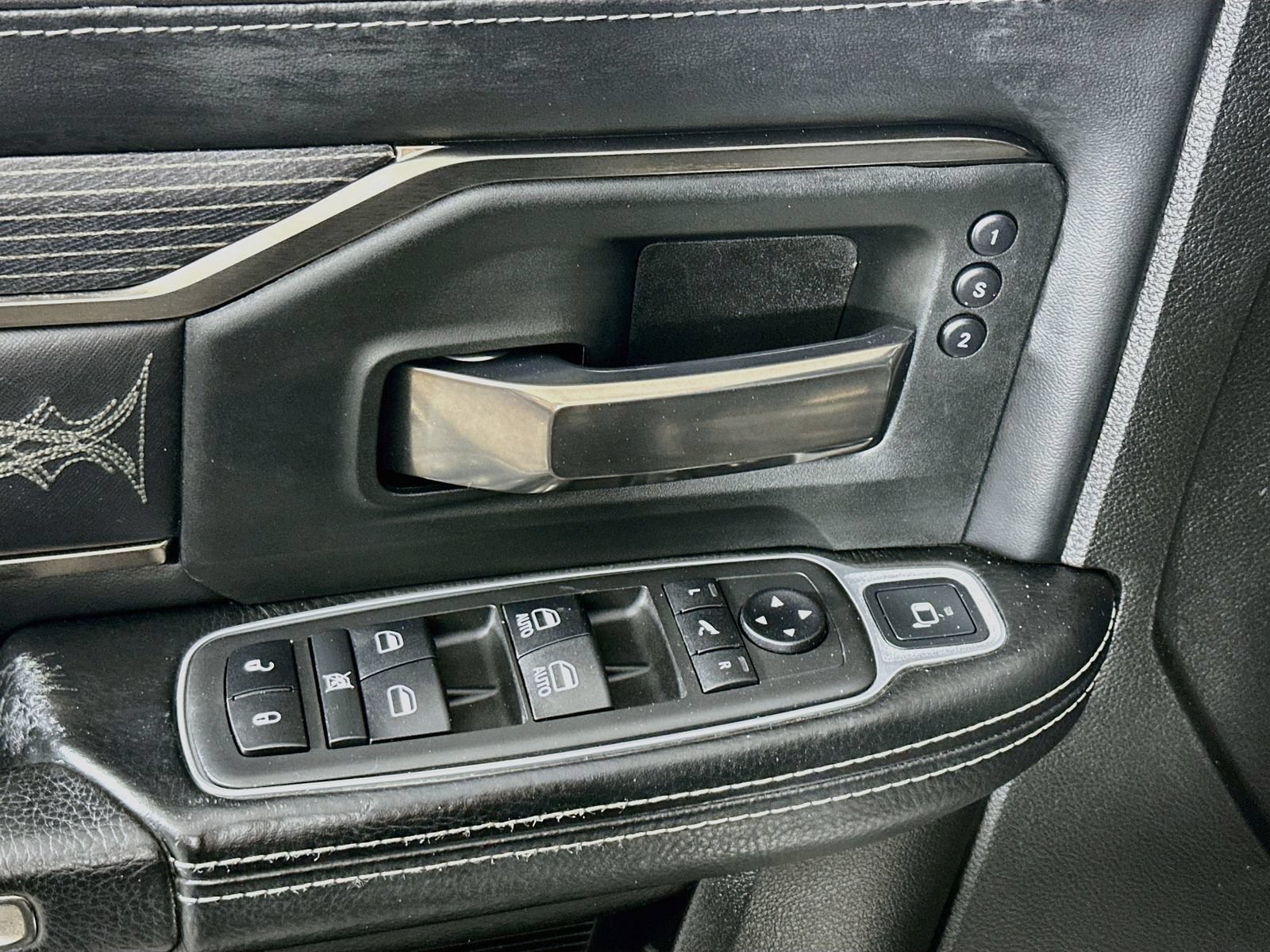 Used 2019 RAM 3500 Limited AWD/4WD image 18
