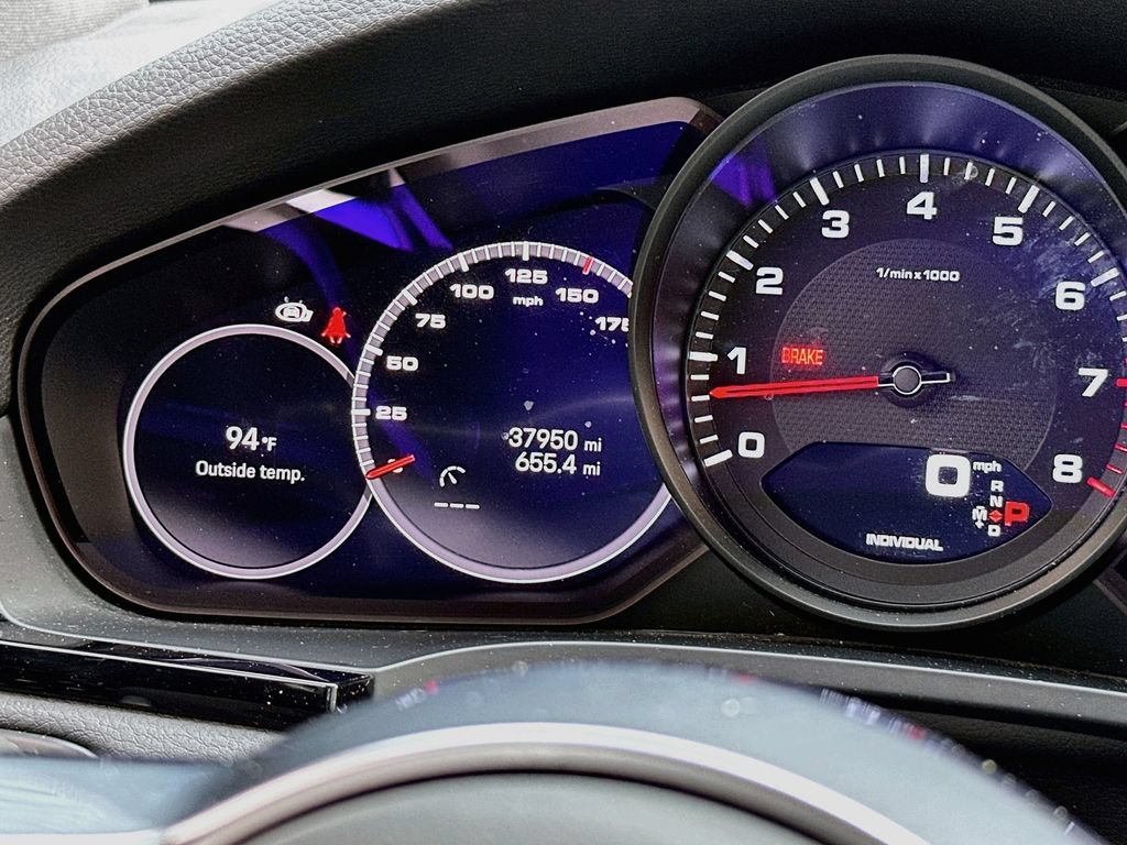 Certified 2023 Porsche Cayenne AWD/4WD image 13