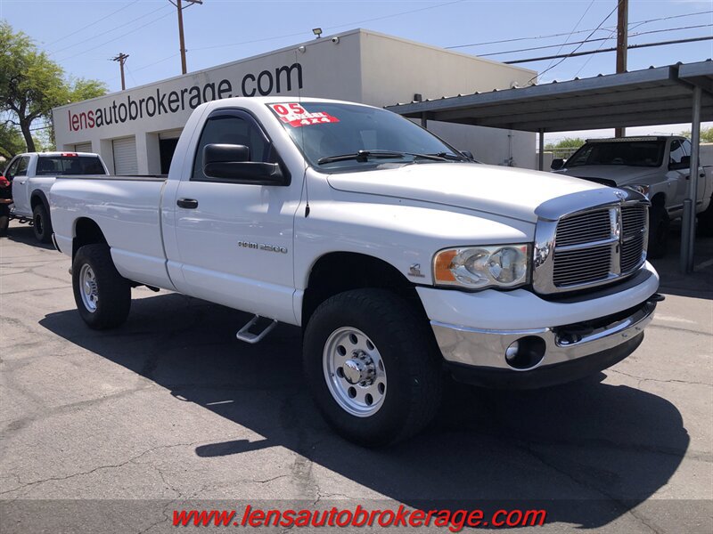 Used 2005 Dodge Ram 2500 Truck SLT w/ Trailer Tow Group AWD/4WD image 2