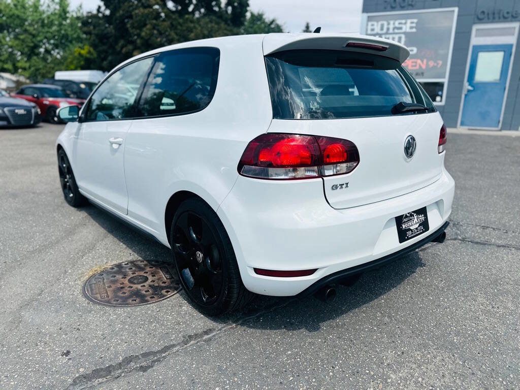 Used 2011 Volkswagen Golf 2-Door image 5