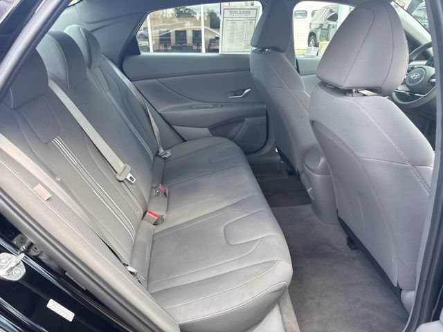 Used 2024 Hyundai Elantra SEL FWD image 23