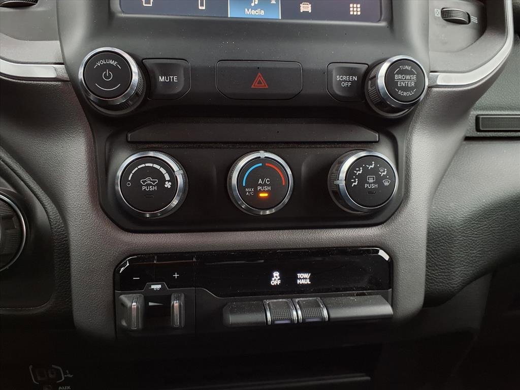 Used 2024 RAM 2500 Big Horn w/ Bed Utility Group image 8