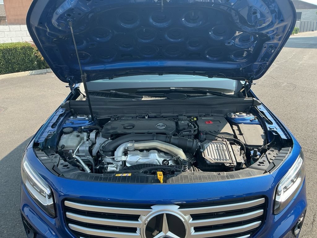 Certified 2024 Mercedes-Benz GLB 250 4MATIC image 32