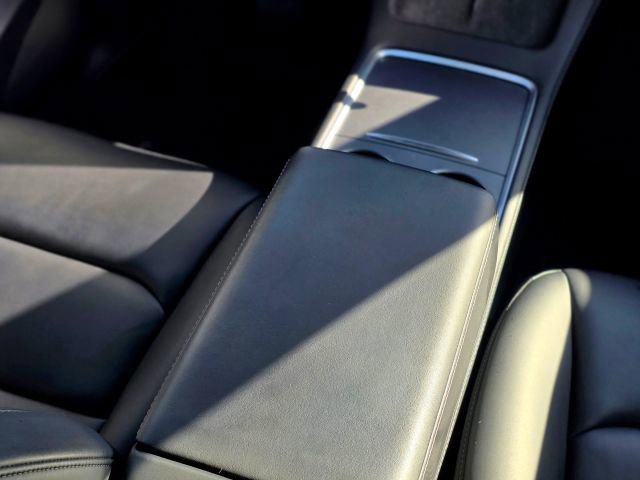 Used 2023 Tesla Model Y Long Range image 20