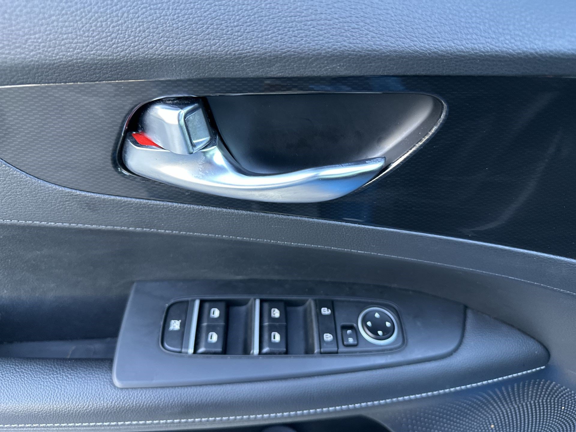 Certified 2023 Kia Forte GT-Line FWD image 15