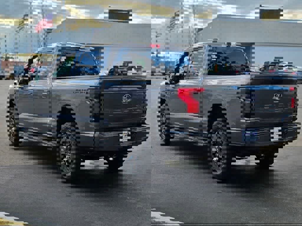 New 2025 Ford F150 Lightning Flash image 8
