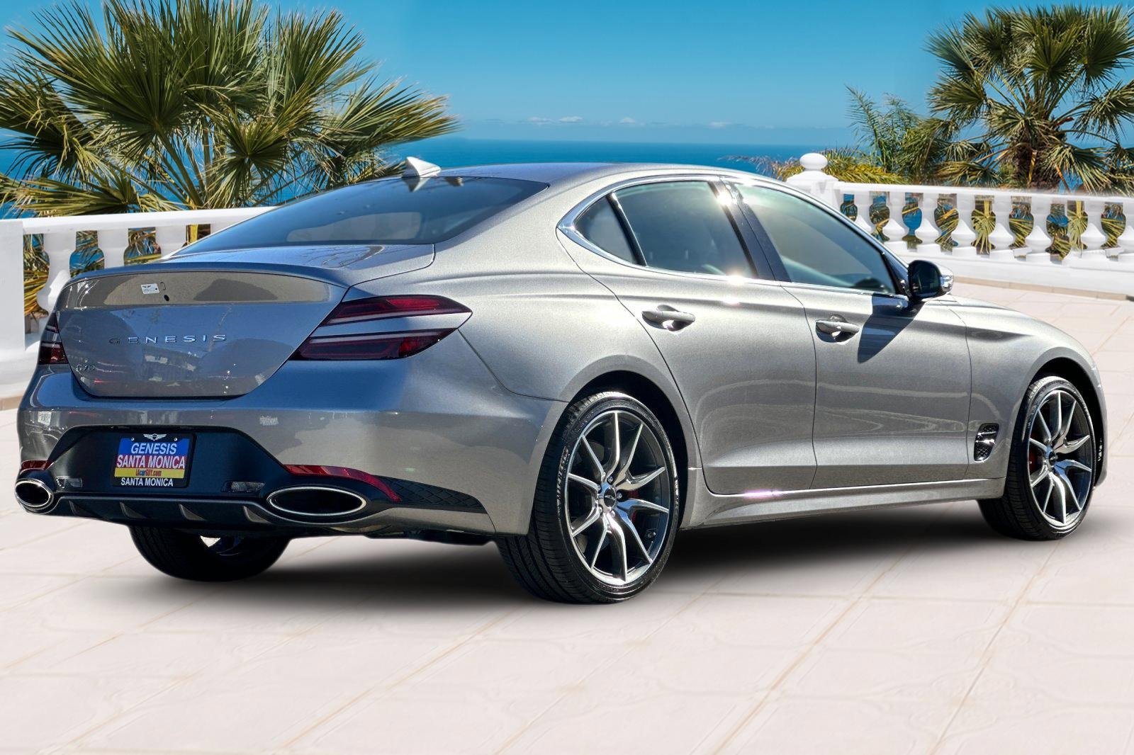 Used 2025 Genesis G70 2.5T image 5