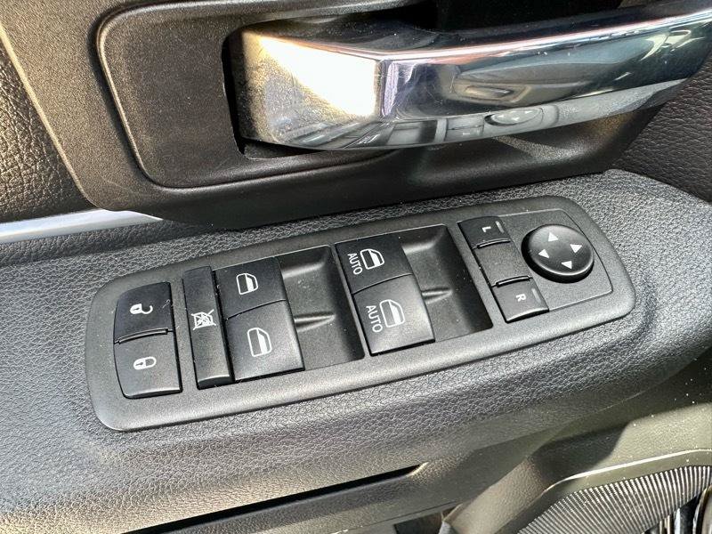 Used 2022 RAM 1500 Classic Warlock w/ Electronics Group AWD/4WD image 7