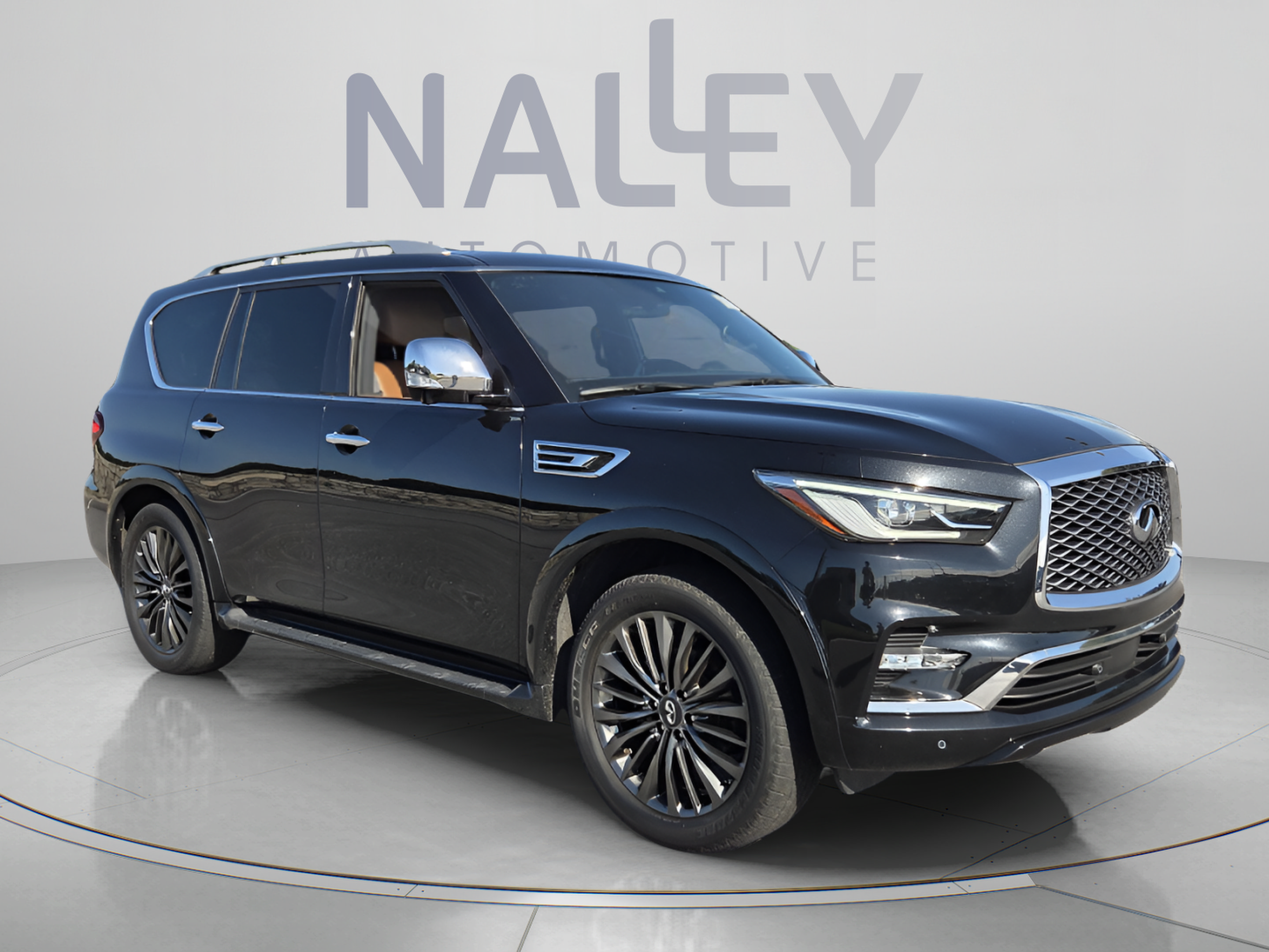 Used 2023 INFINITI QX80 Sensory w/ Cargo Package AWD/4WD image 7