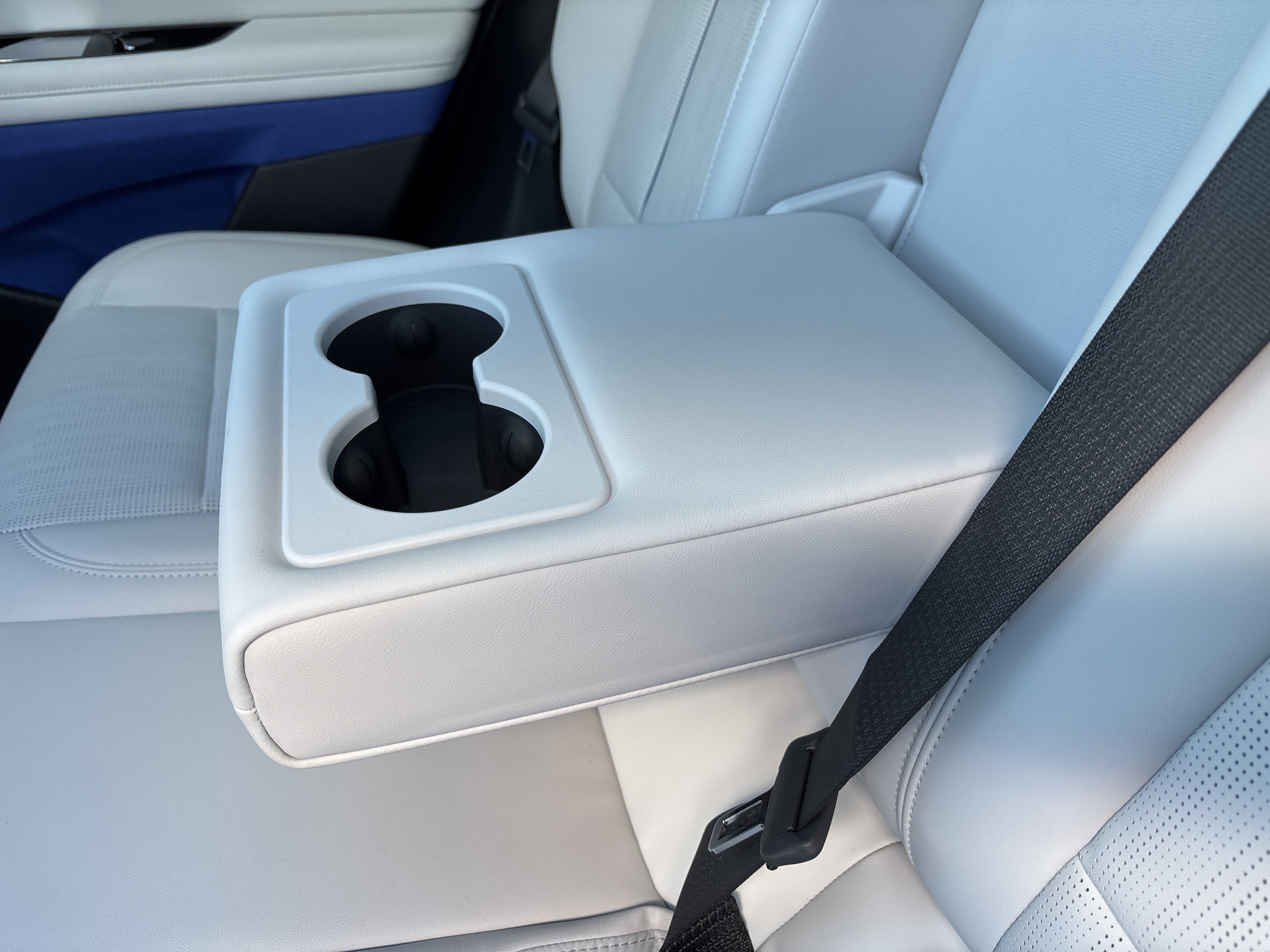 New 2026 Cadillac Optiq Sport 2 RWD image 28