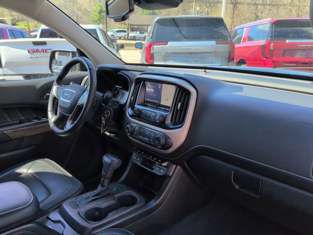 Used 2021 GMC Canyon Denali image 29