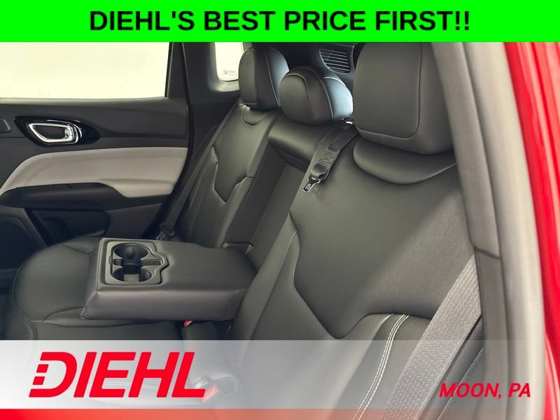 New 2026 Jeep Compass Limited w/ Sun, Sound & Navigation Group AWD/4WD image 17