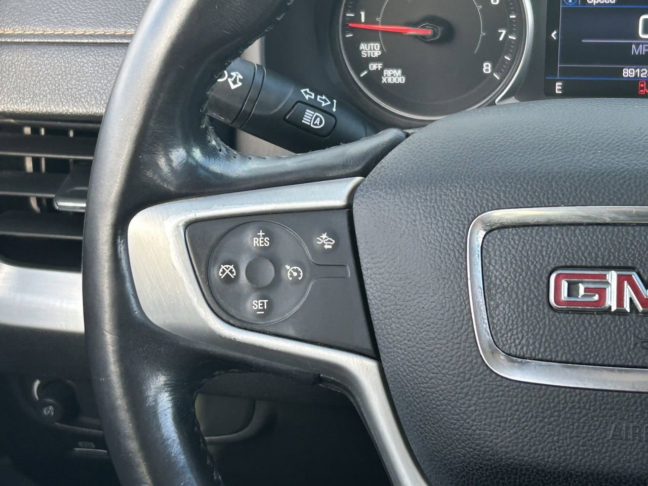 Used 2020 GMC Terrain SLE image 23