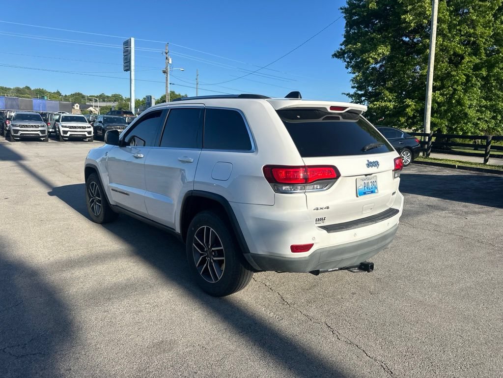 Used 2020 Jeep Grand Cherokee Laredo w/ Quick Order Package 2BN North AWD/4WD image 4