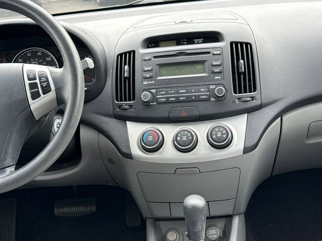 Used 2009 Hyundai Elantra GLS FWD image 15