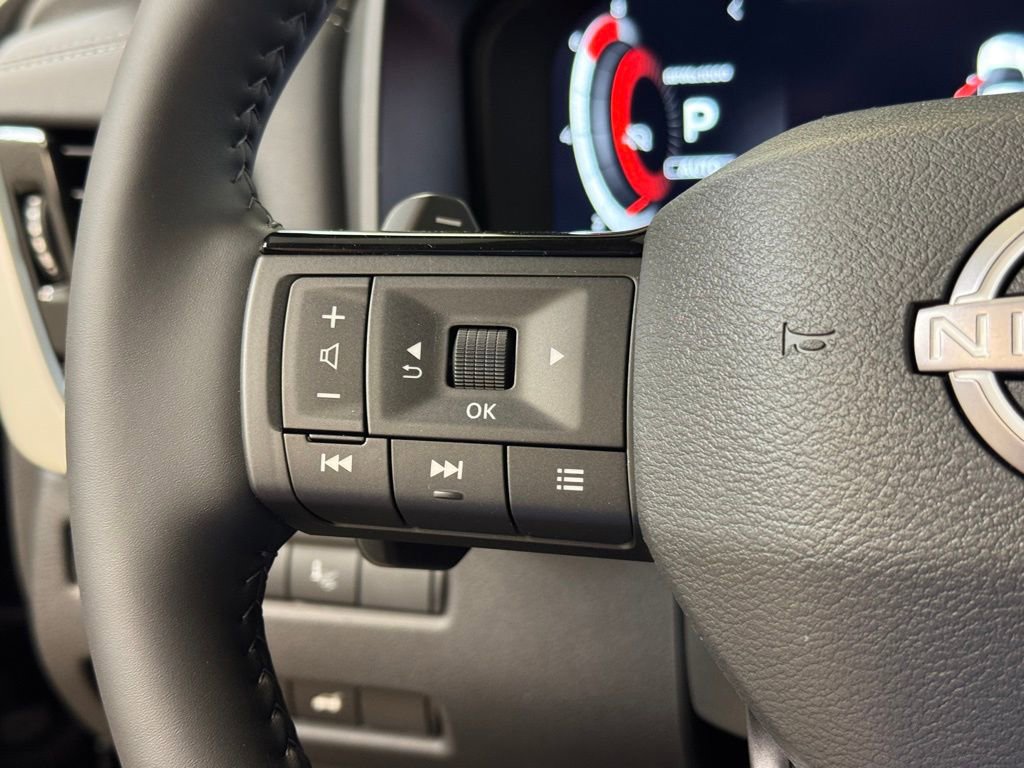 New 2026 Nissan Rogue Platinum AWD/4WD image 36