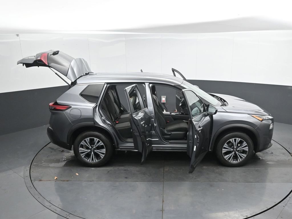 Used 2023 Nissan Rogue SV image 54