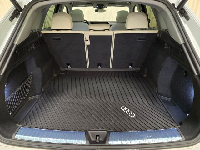 Used 2025 Audi Q5 Premium Plus w/ Premium Plus image 38
