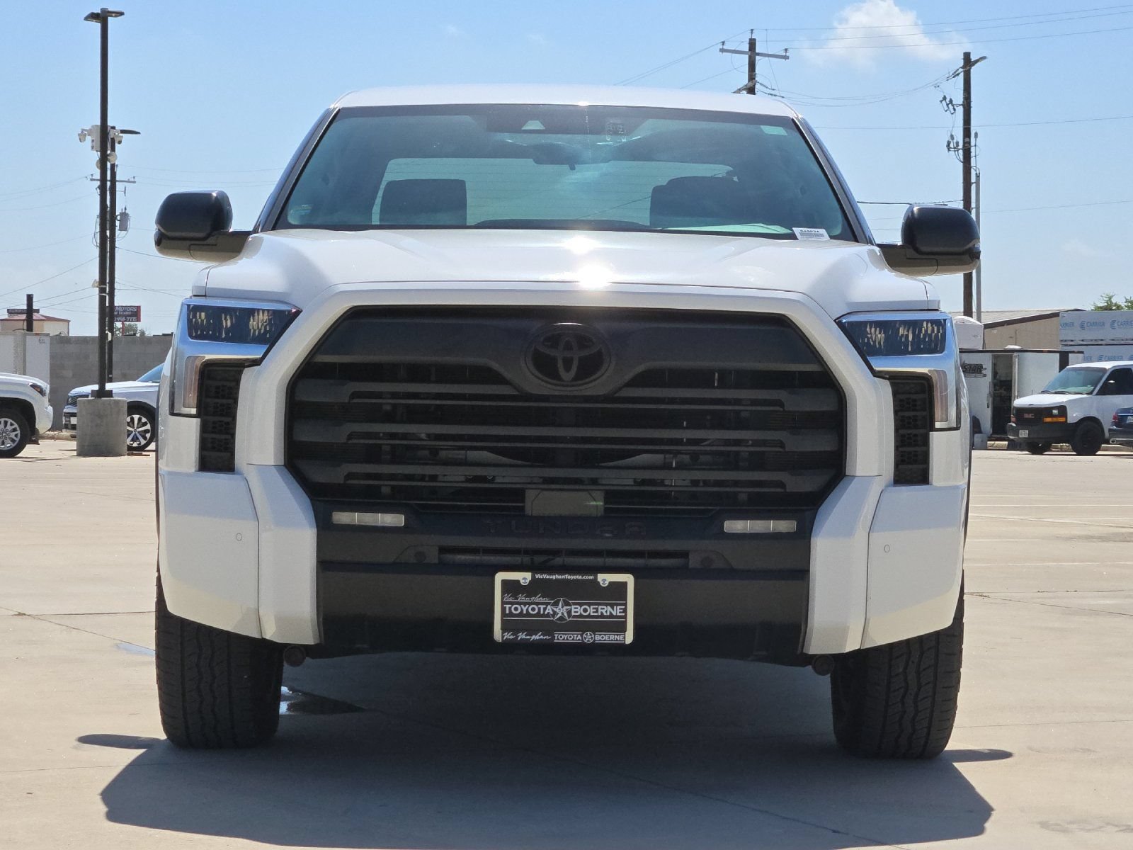Used 2023 Toyota Tundra SR5 w/ SR5 Convenience Package AWD/4WD image 8