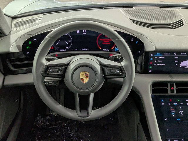 Certified 2022 Porsche Taycan RWD image 15