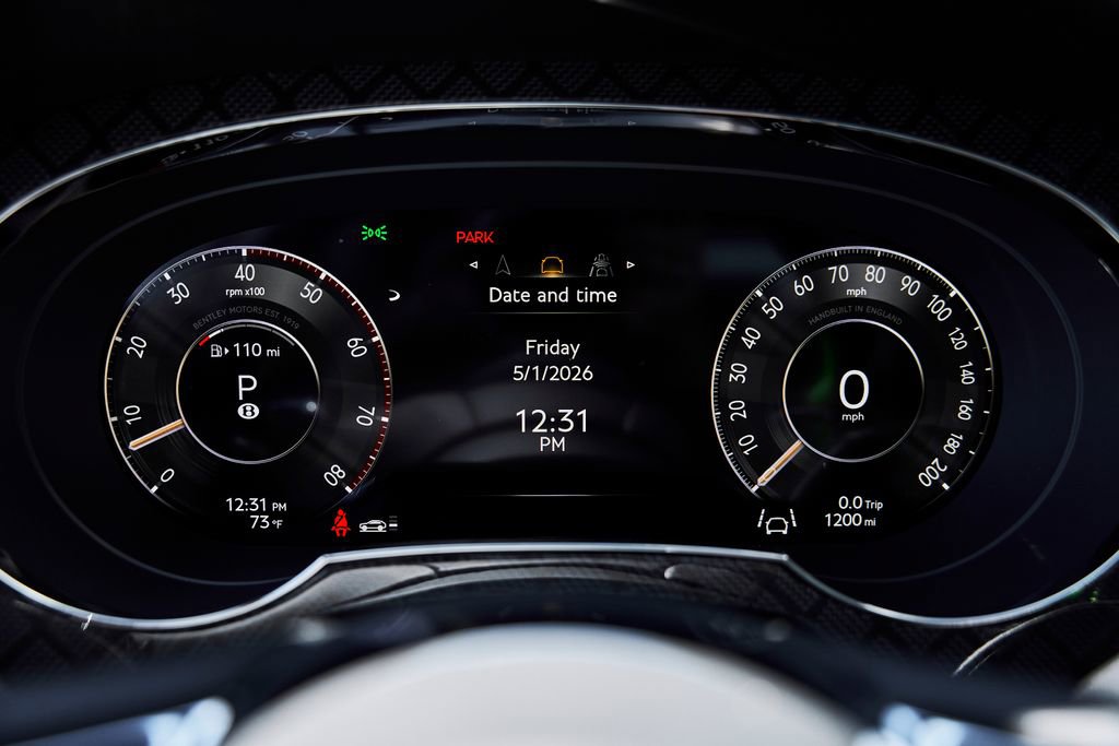 Used 2025 Bentley Bentayga AWD/4WD image 70