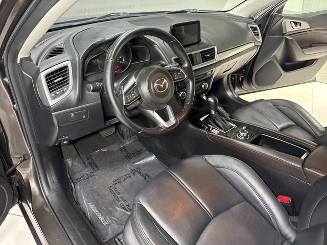 Used 2017 MAZDA MAZDA3 Touring FWD image 9